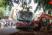 Two Killed, Several Injured as BEST Electric Bus Crashes Near Dadar Plaza in Mumbai